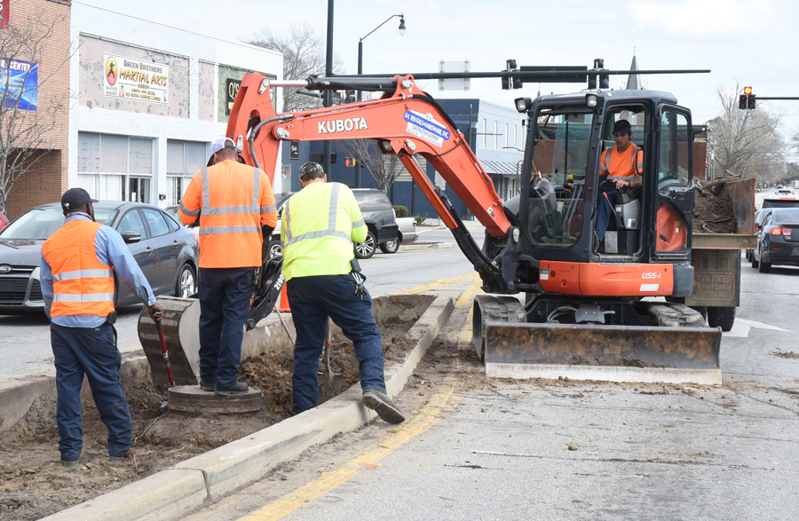 Planter Removed On Main Street In Dillon