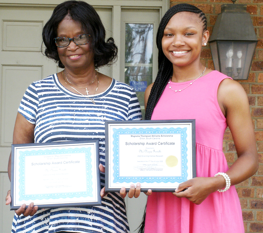 Mo’Nazia Sowells Receives Two Scholarships