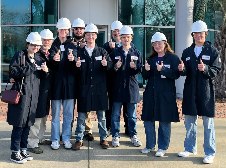 Dillon Christian School Chemistry Students Visit Thermo Fisher Scientific