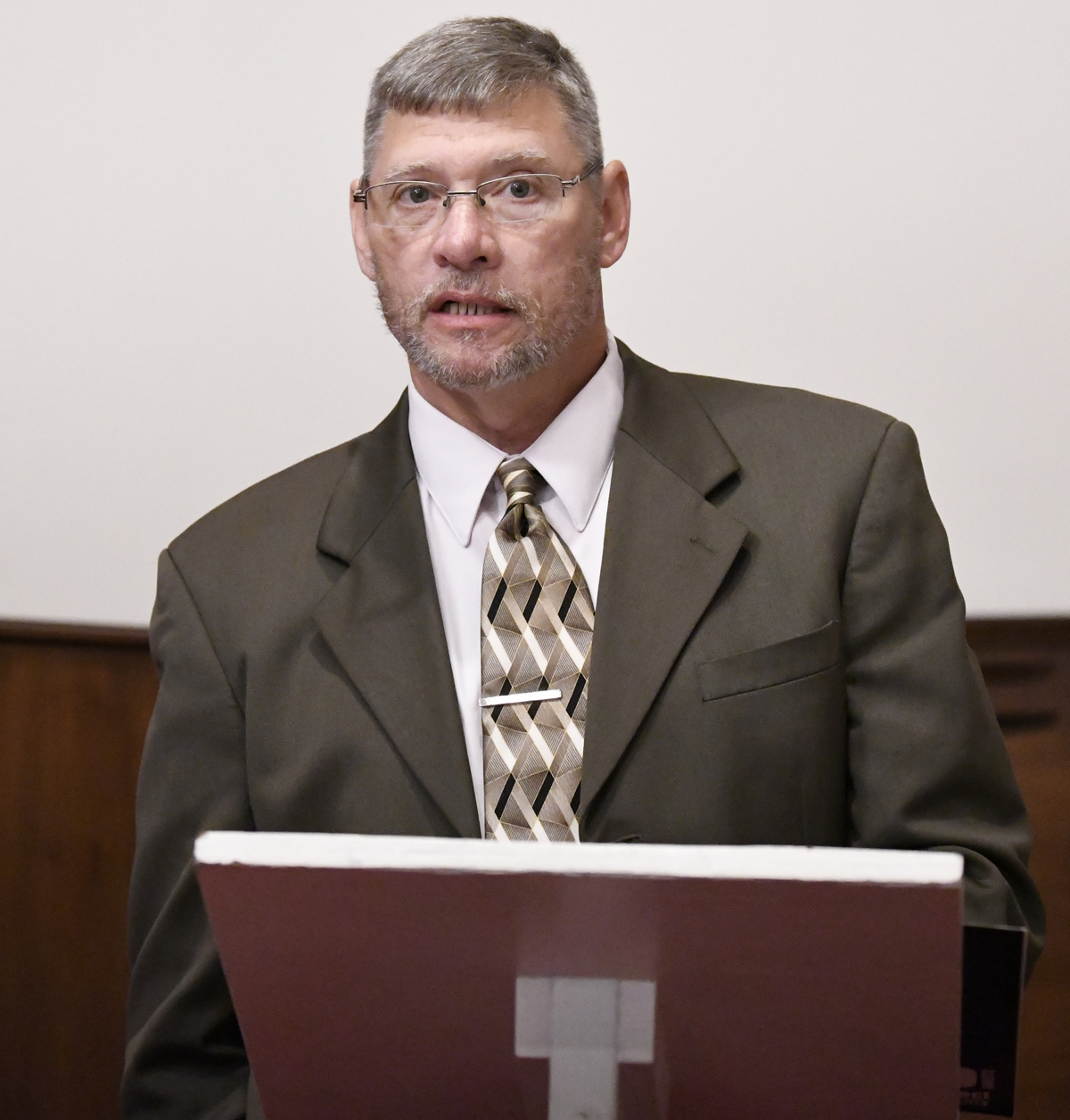 Dennis Hyatt Speaks To Brotherhood At Mount Calvary Baptist Church