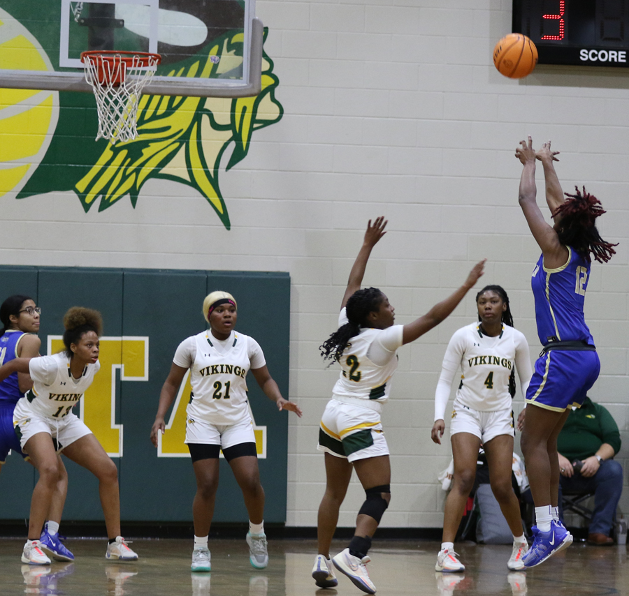 PHOTO GALLERY: Lake View Girls v. Latta Basketball