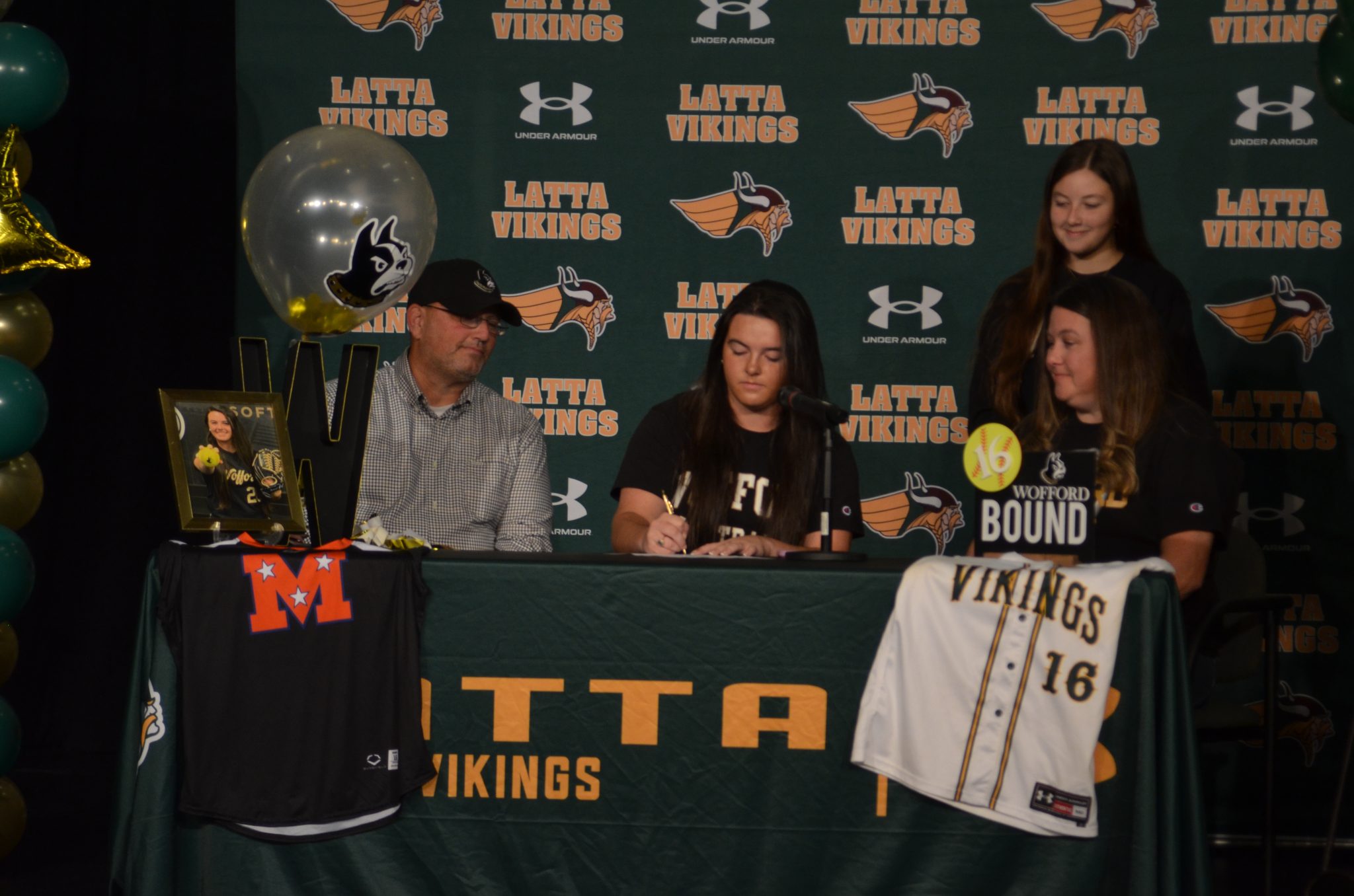 Maddie Berry Signs With Wofford College