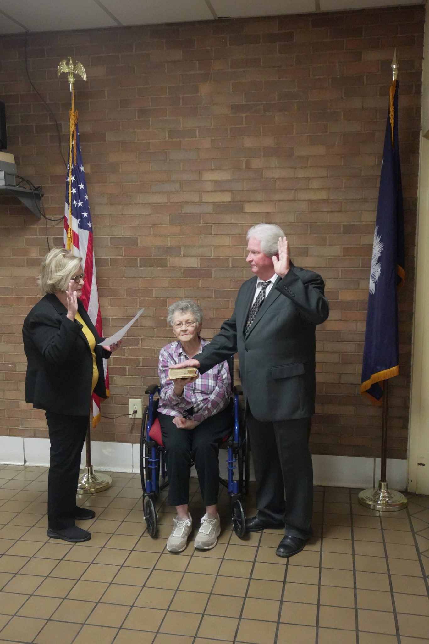 Donnie Grimsley Sworn in as Dillon County Coroner